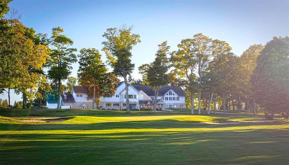 Maxwelton Braes Lodge & Golf Course Бейлис-Харбор Экстерьер фото